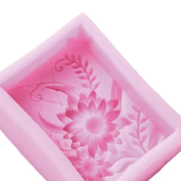 fe428b9af0762e4dae3bf9e2231661e5.webp Flower Shaped Silicone Soap Mold